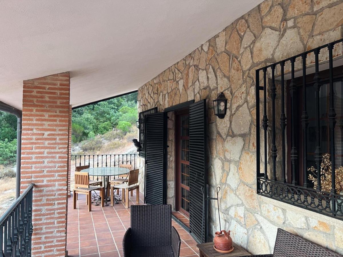 Villa Casa Paco de Gredos Arenas de San Pedro Exterior foto
